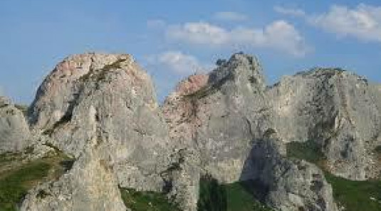 Prêts pour notre Grand Week-end ? 🧗‍♂️☀️